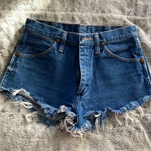 Wrangler cut off shorts
